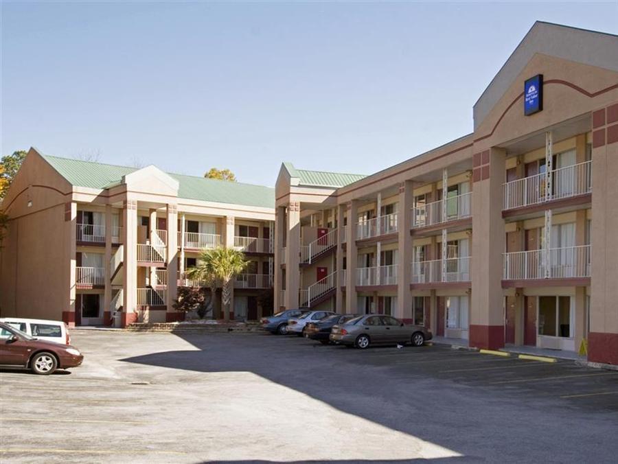 Red Roof Inn Plus+ Birmingham East - Irondale/Airport Exterior foto