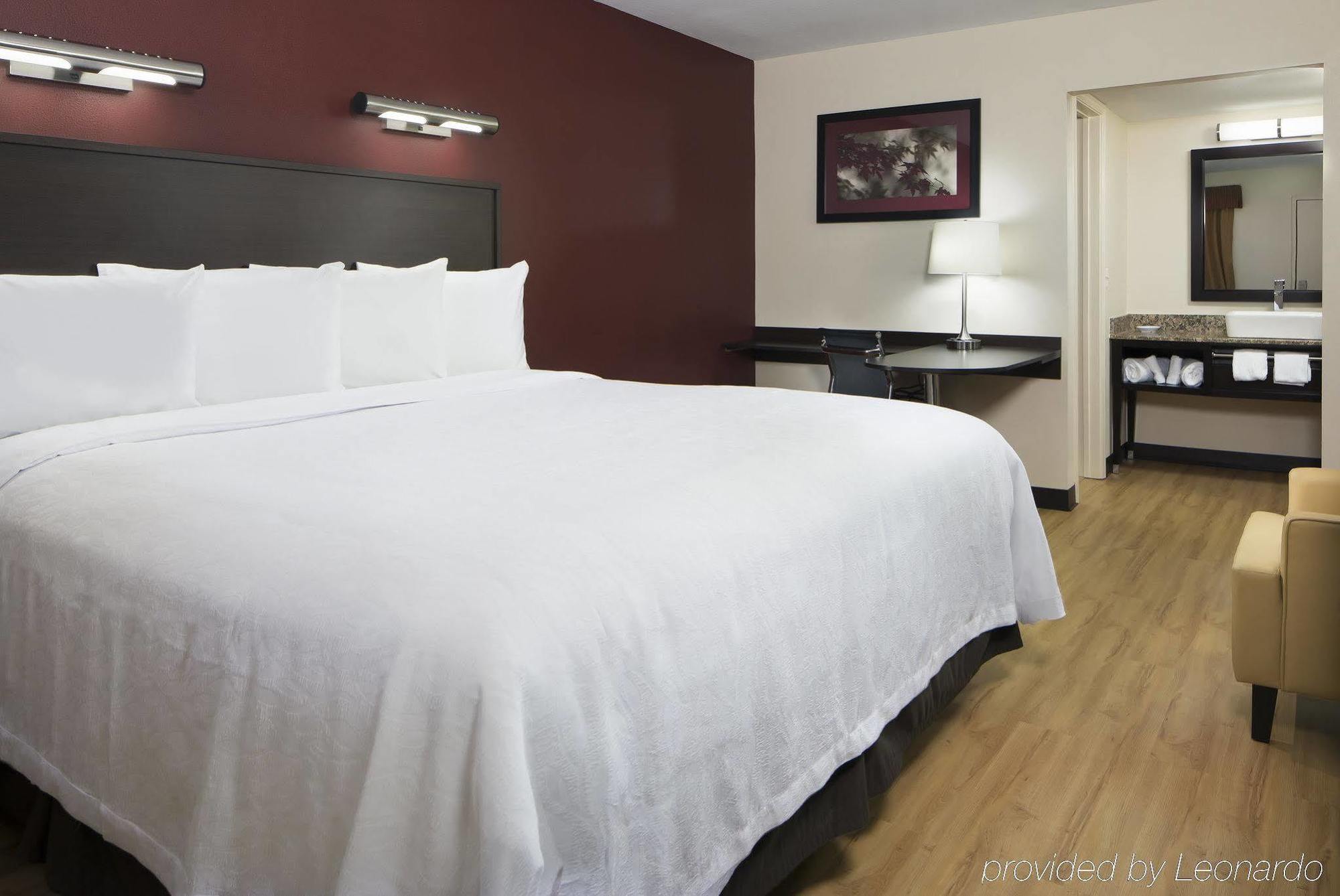 Red Roof Inn Plus+ Birmingham East - Irondale/Airport Exterior foto